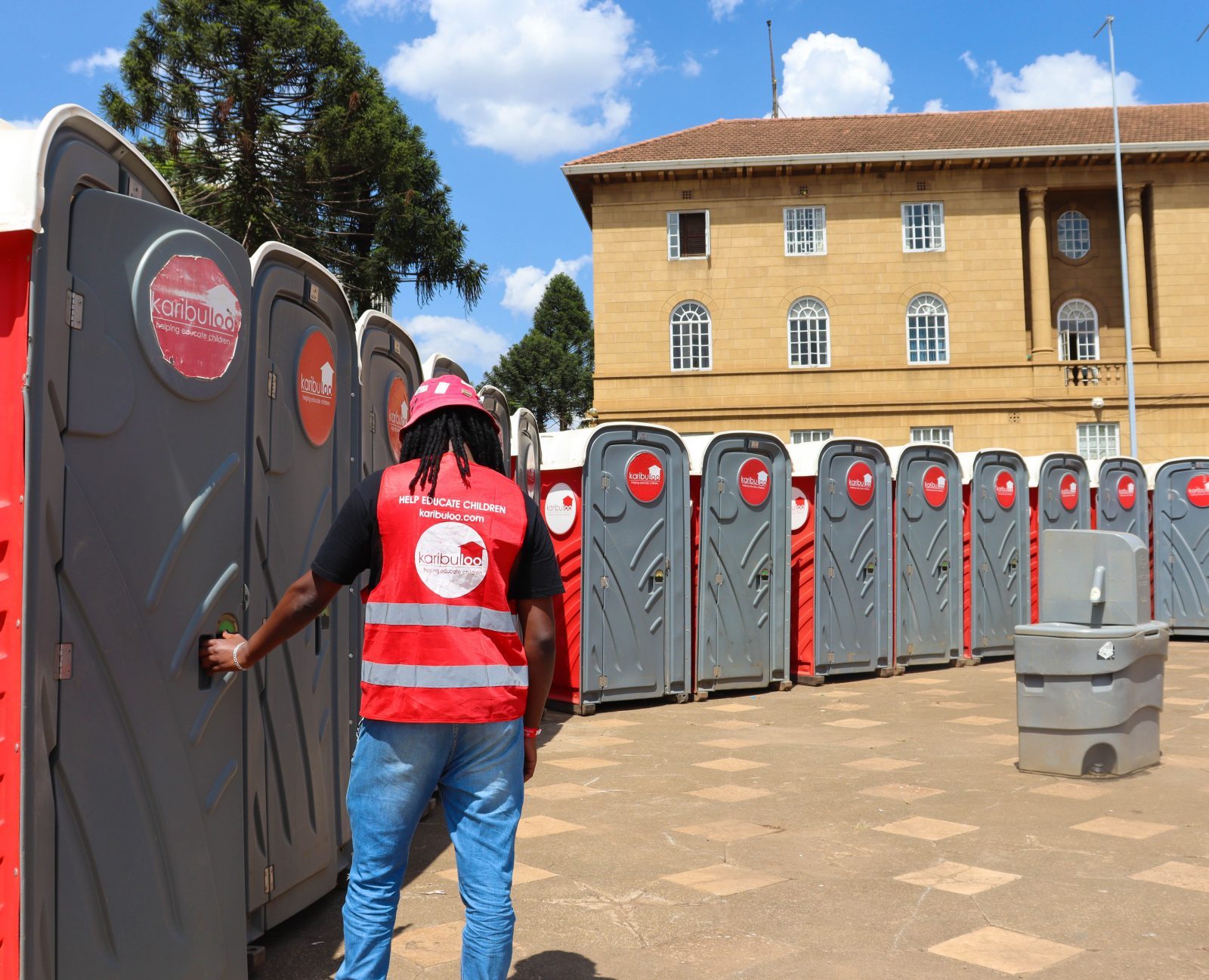 A Karibu Loo Associate with Karibu Loo Cabins